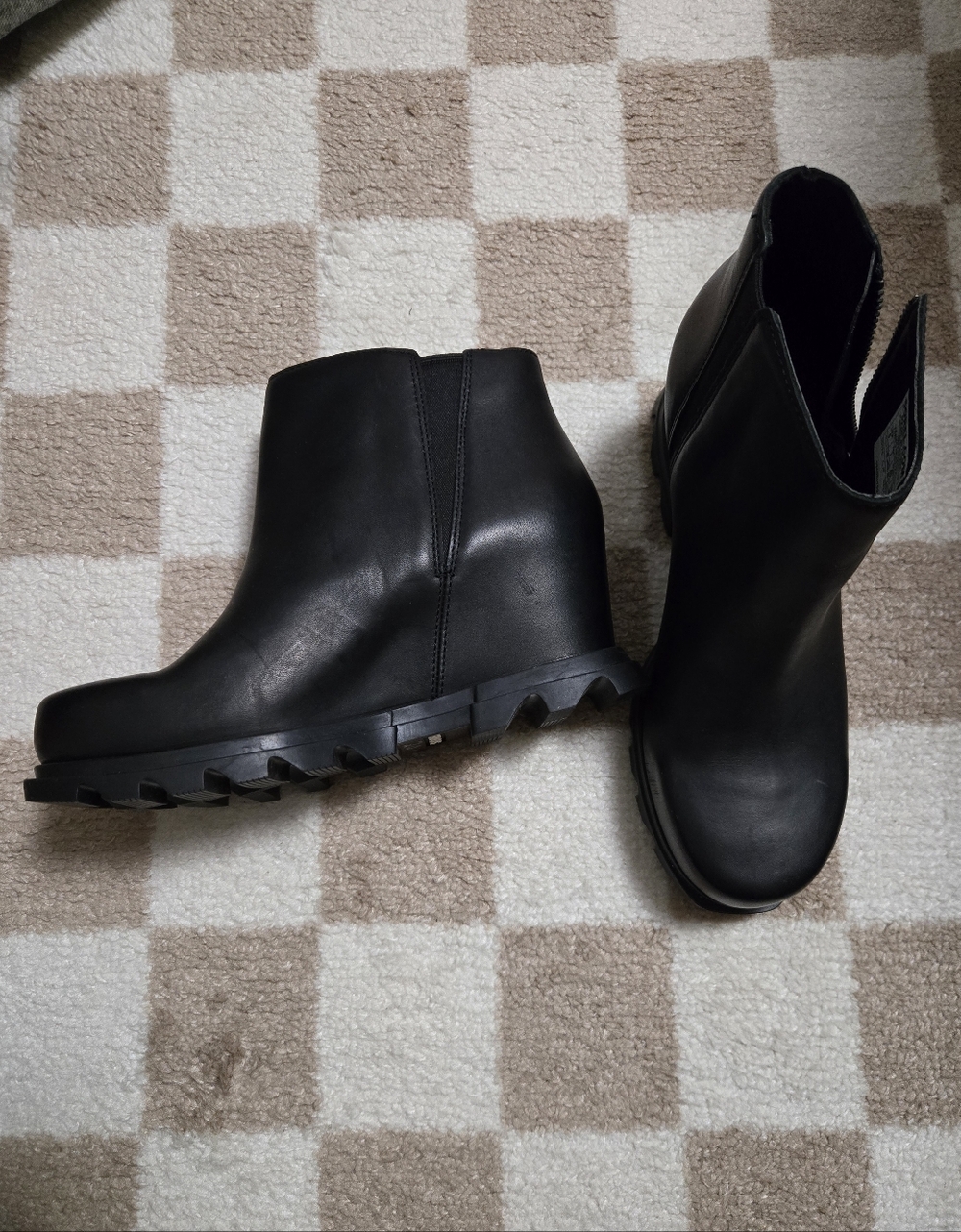 NWOT Sorel Joan Of Arctic Wedge III Black Leather Boots Size 9